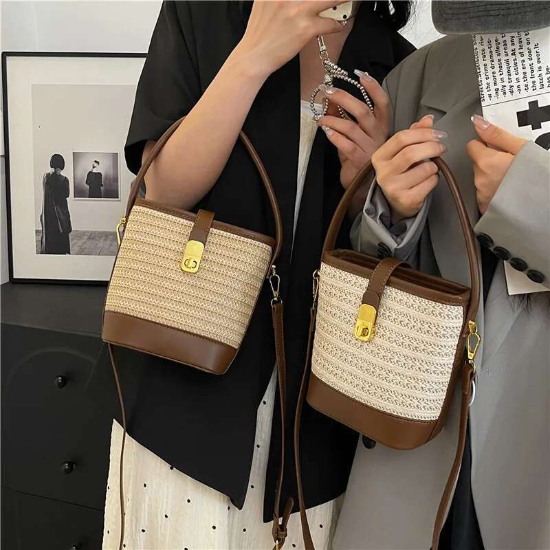 Womens Fashion Trends Straw Bucket Bag Female Summer Handmade Woven Shoulder Ladies Shopping Purse New Beach Bags Handbags