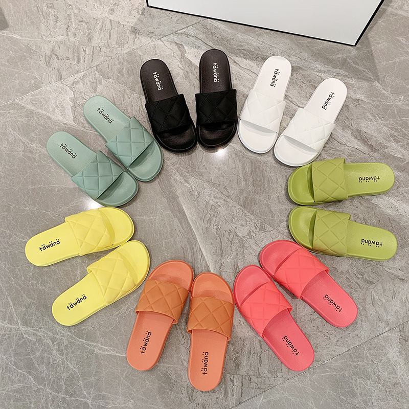 25 Spring summer Casual Items Solid Color Beach Indoor Slippers Fashion Designer Women s Shoes New Thai Soft Bottom Sandals Outdoor Casual Beach Shoes