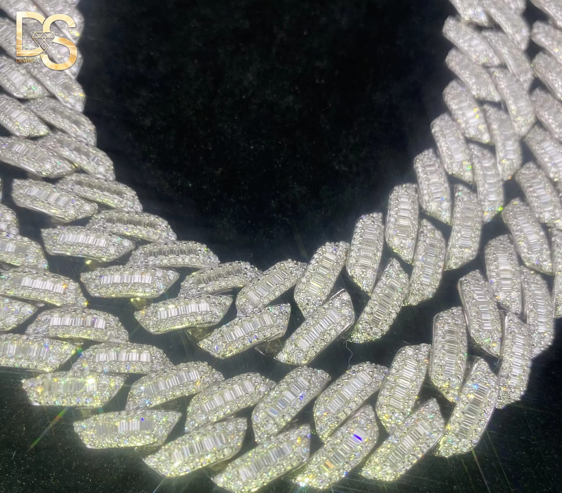 Hot Selling Hip Hop 15mm Iced Out S925 Silver Plated VVS Moissanite Cuban Link Chain Necklace for Men