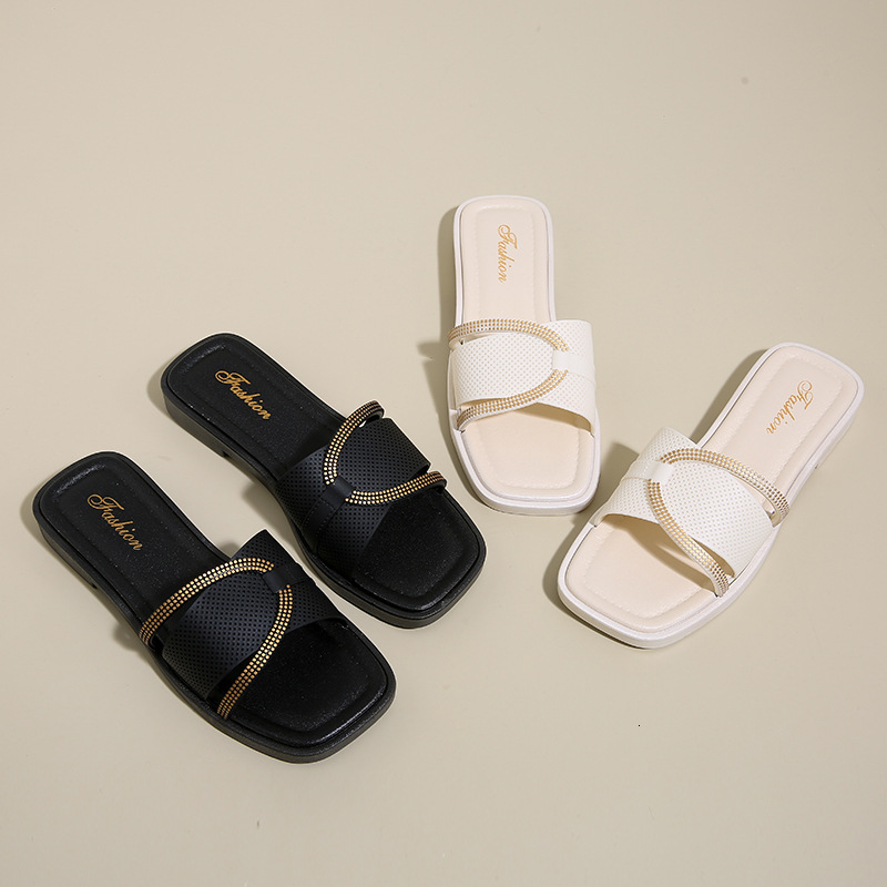 Women s Outdoor Casual Flat Slippers Summer 2025 New Fashion Designer Versatile Water Brick One Word Versatile Beach Travel Sandals