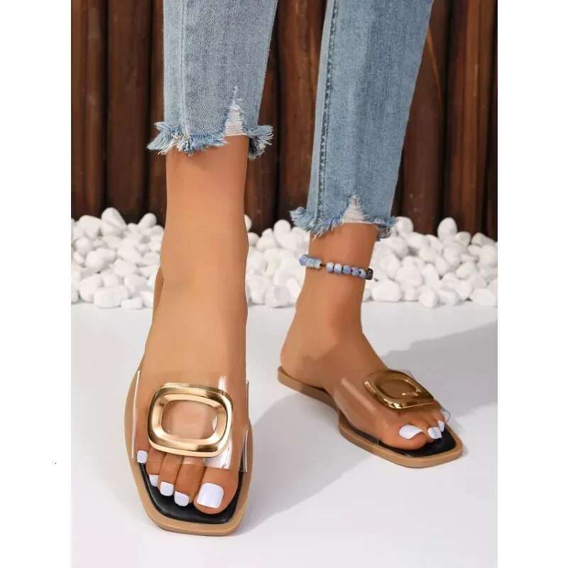 2025 Summer Women s Sandals Fashion Designer Brand Casual Slippers Outdoor Summer Beach Sandals Women s Flip Comfortable Flat Shoes Slippers Large