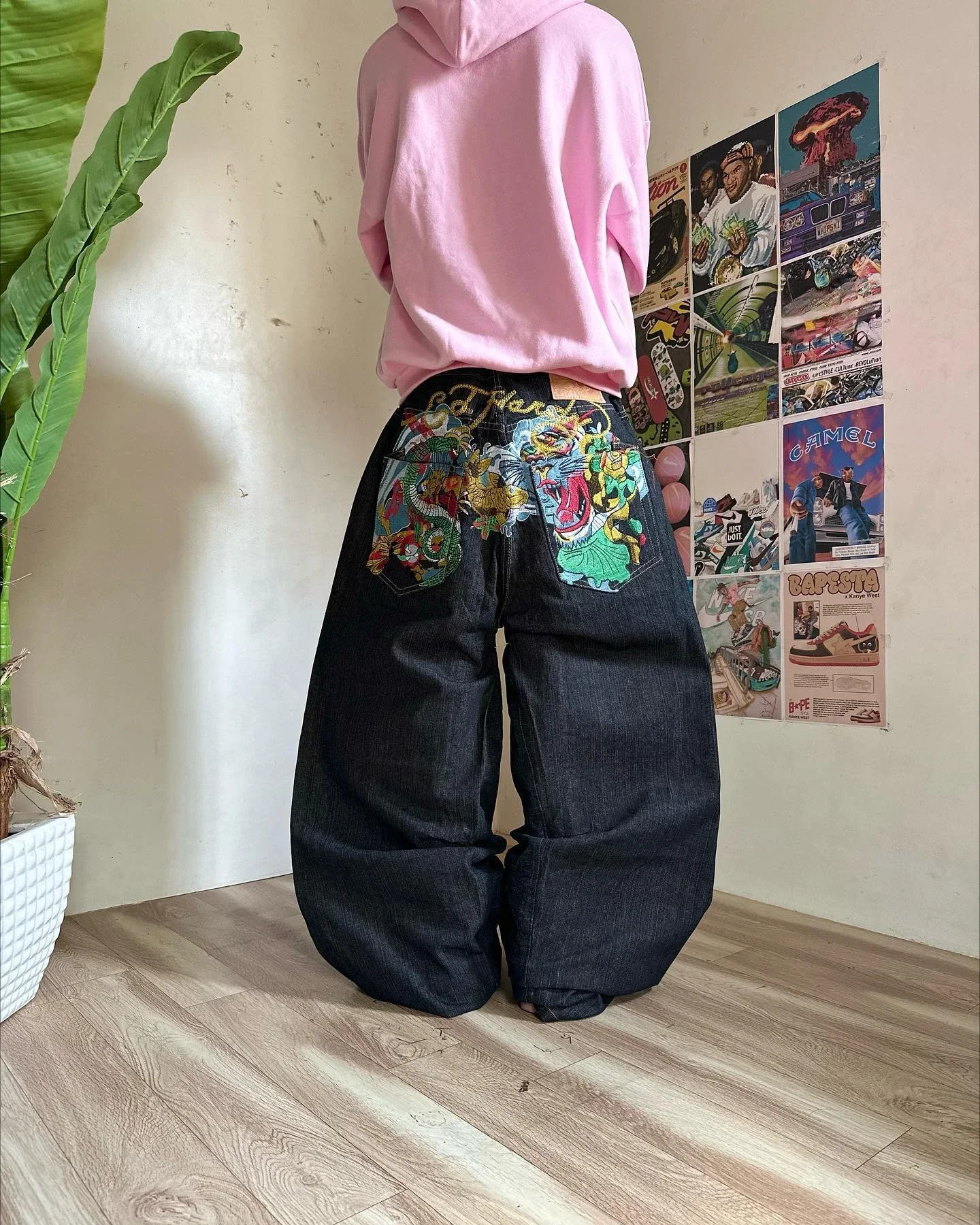 Y2k Trendy Vintage Men Baggy Denim Trousers Retro Aesthetic Pattern Embroidery Streetwear Wide Leg Loose Punk Denim Pants 250306