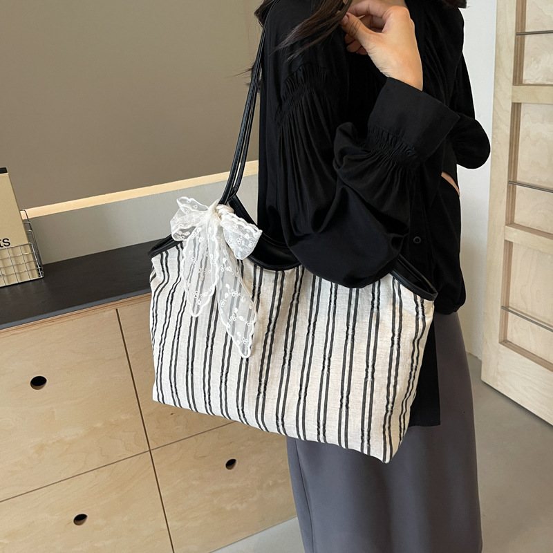 Fashion Striped Bow Elegant Handbag 2025 Spring And Summer Designer New Single Shoulder Multifunctional Popular Women s Wallet Handbag