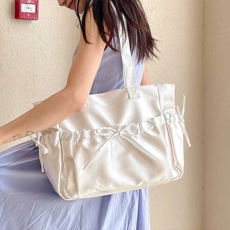 2024 Trendy Elegant Bow Women Handbag Shoulder Bag Large Capacity Pleated Fi Sweet Tote Bag Underarm Bag Daily Commuting Bag XJ250605