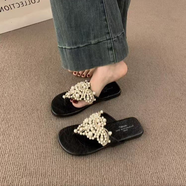 2025 New Style Flip Flops Fashionable Designer High Quality Soft Women Flat Free Designer Sandals Shipping Bottomed Pearl Head Sandals Outdoor Casual 