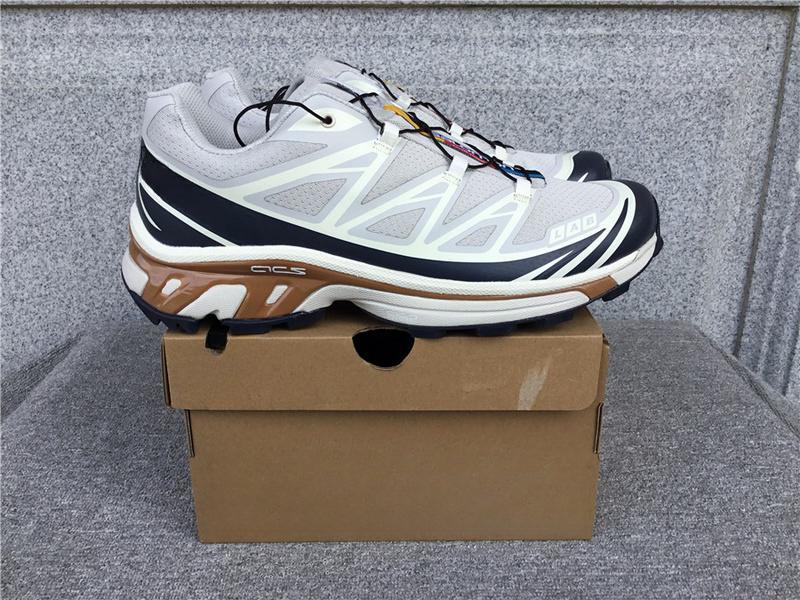 Fashion trend hollow breathable sports shoes comfortable wear-resistant couple running shoes lightweight sports shoes