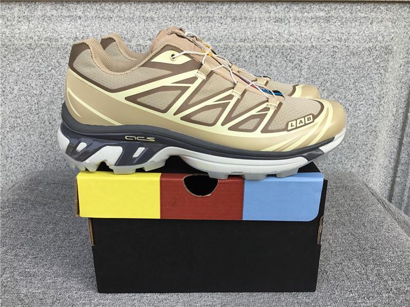 Fashion trend hollow breathable sports shoes comfortable wear-resistant couple running shoes lightweight sports shoes