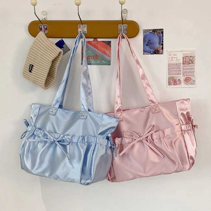 2024 Trendy Elegant Bow Women Handbag Shoulder Bag Large Capacity Pleated Fi Sweet Tote Bag Underarm Bag Daily Commuting Bag XJ250605