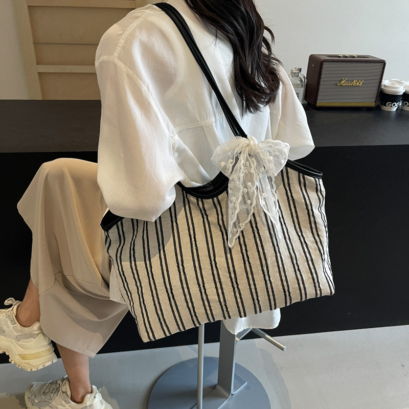 Fashion Striped Bow Elegant Handbag 2025 Spring And Summer Designer New Single Shoulder Multifunctional Popular Women s Wallet Handbag