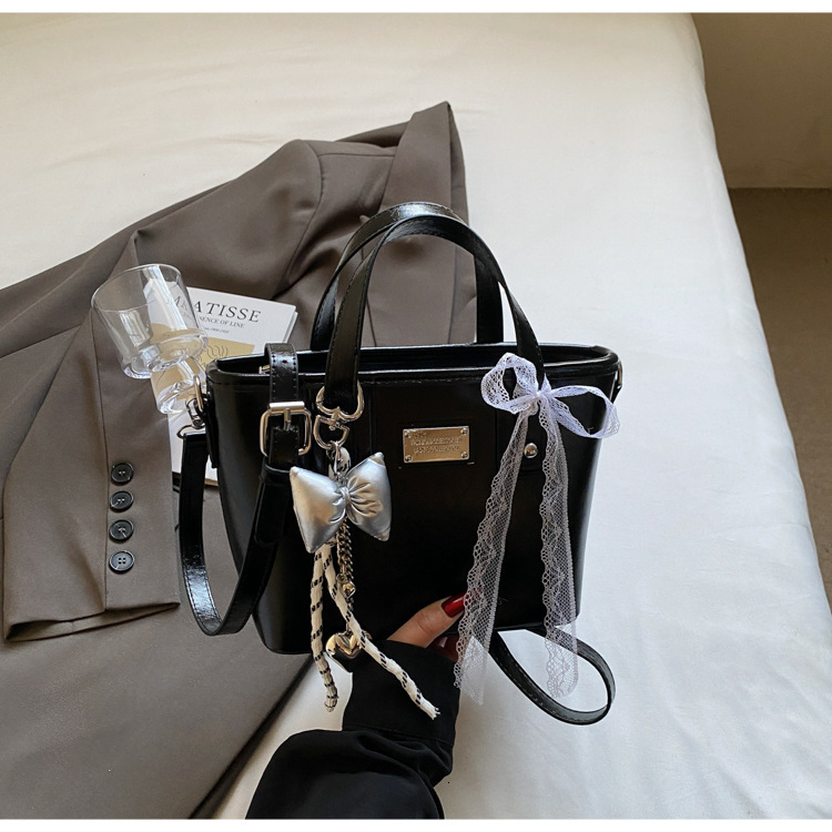 2025 New Fashion Designer Women s Original Handheld Bucket High Quality Simple Mini Bag Single Shoulder Trendy Multi Functional Crossbody Bag