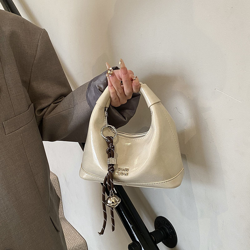 2025 New Handheld Fashion Designer Women s Mini Bag Casual Croissant Niche New High end Style Simple Multifunctional Crossbody Bag Shoulder Bag