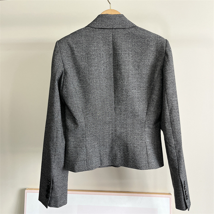 T37Chic Women's Tweed Suit Set Classic Britannia Design Perfect for Daily Wear