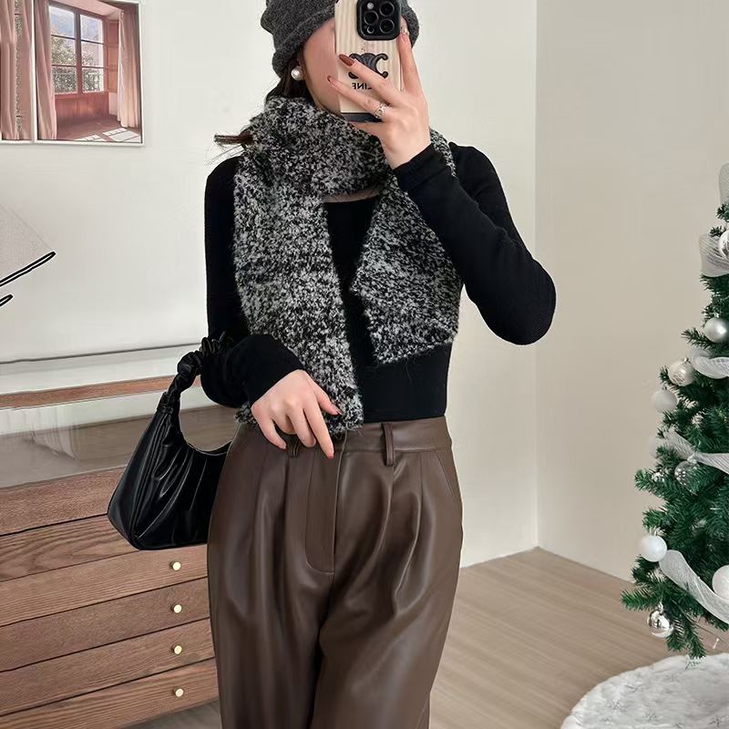 K069 Autumn and winter new circle yarn fluffy soft waxy skin-friendly thick warm all-match wool scarf wholesale shawl neck scarf women