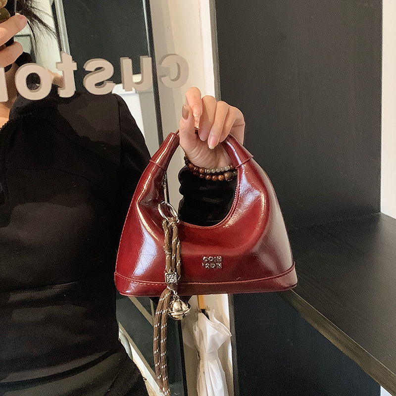 2025 New Handheld Fashion Designer Women s Mini Bag Casual Croissant Niche New High end Style Simple Multifunctional Crossbody Bag Shoulder Bag