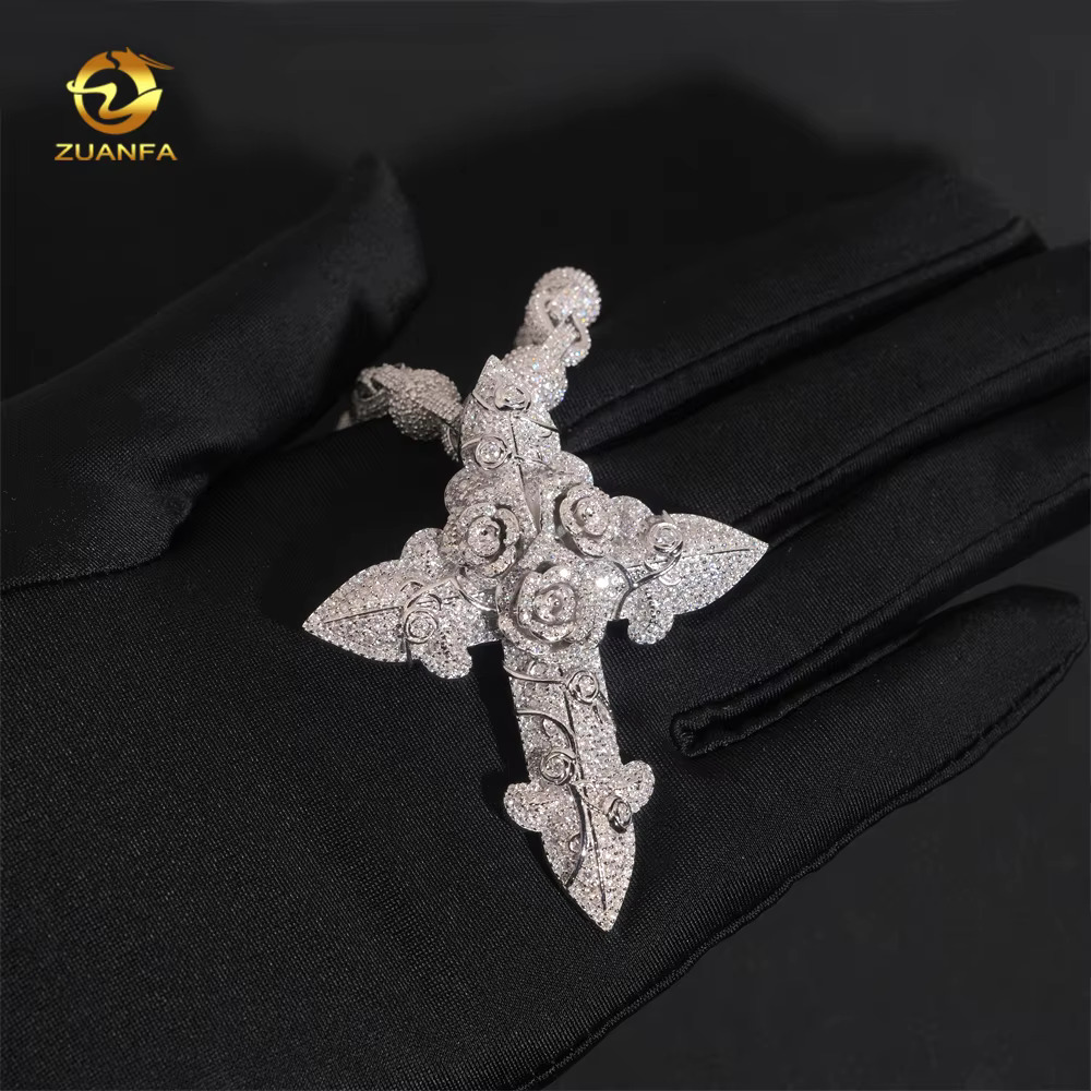 Hip Hop Jewelry Iced Out Luxury Cross Pendant for Cuban Link Chain 925 Silver Moissanite Diamond Charm Pendant