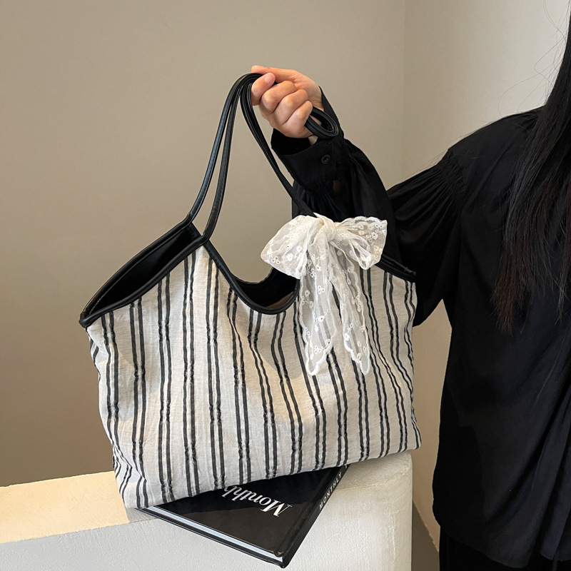 Fashion Striped Bow Elegant Handbag 2025 Spring And Summer Designer New Single Shoulder Multifunctional Popular Women s Wallet Handbag