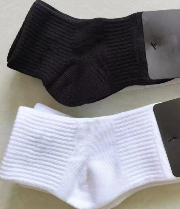Everyday Ankle Socks medium length socks