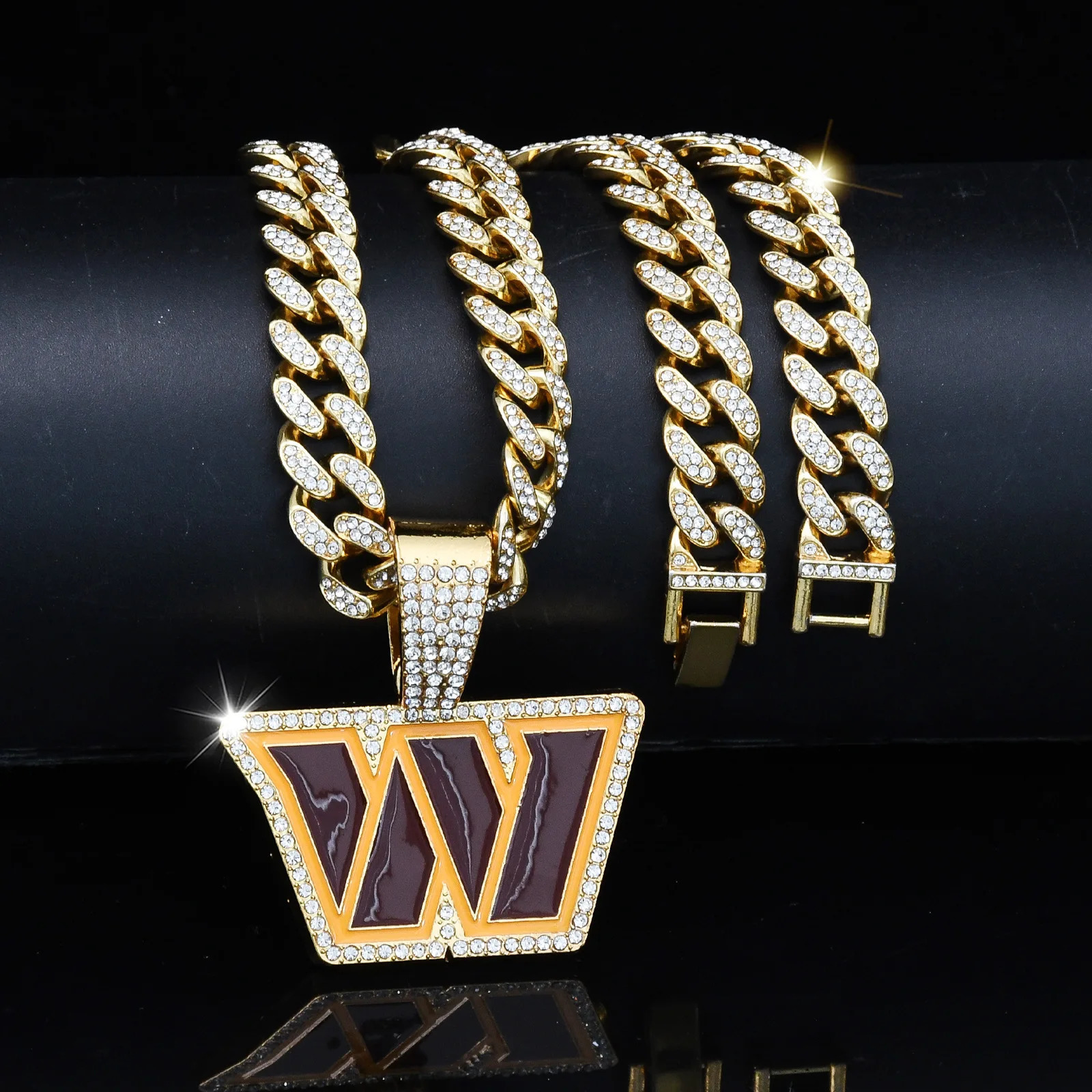 ULJ Hip Hop Bling W Letter Pendant Chain Necklace With Cuban Miami Iced out Bling Football Jewelry 250227