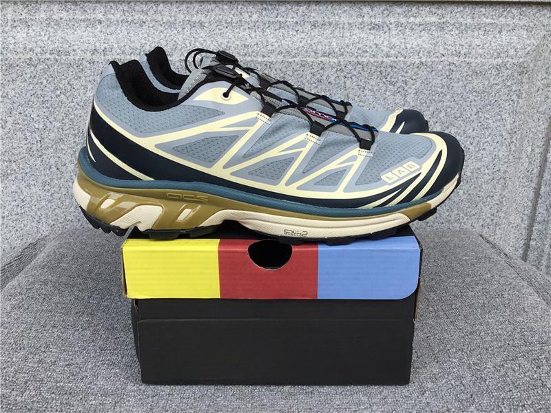 Fashion trend hollow breathable sports shoes comfortable wear-resistant couple running shoes lightweight sports shoes