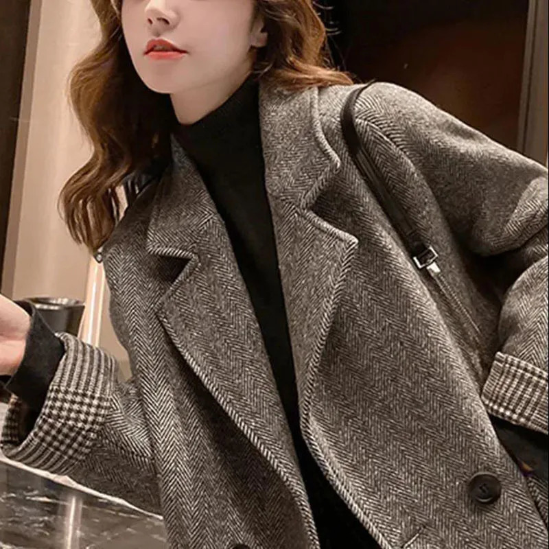 Fashionable Womens Highend Wool Jacket Retro Autumn Coat Loose Casual Top Office Professional Suit 250225