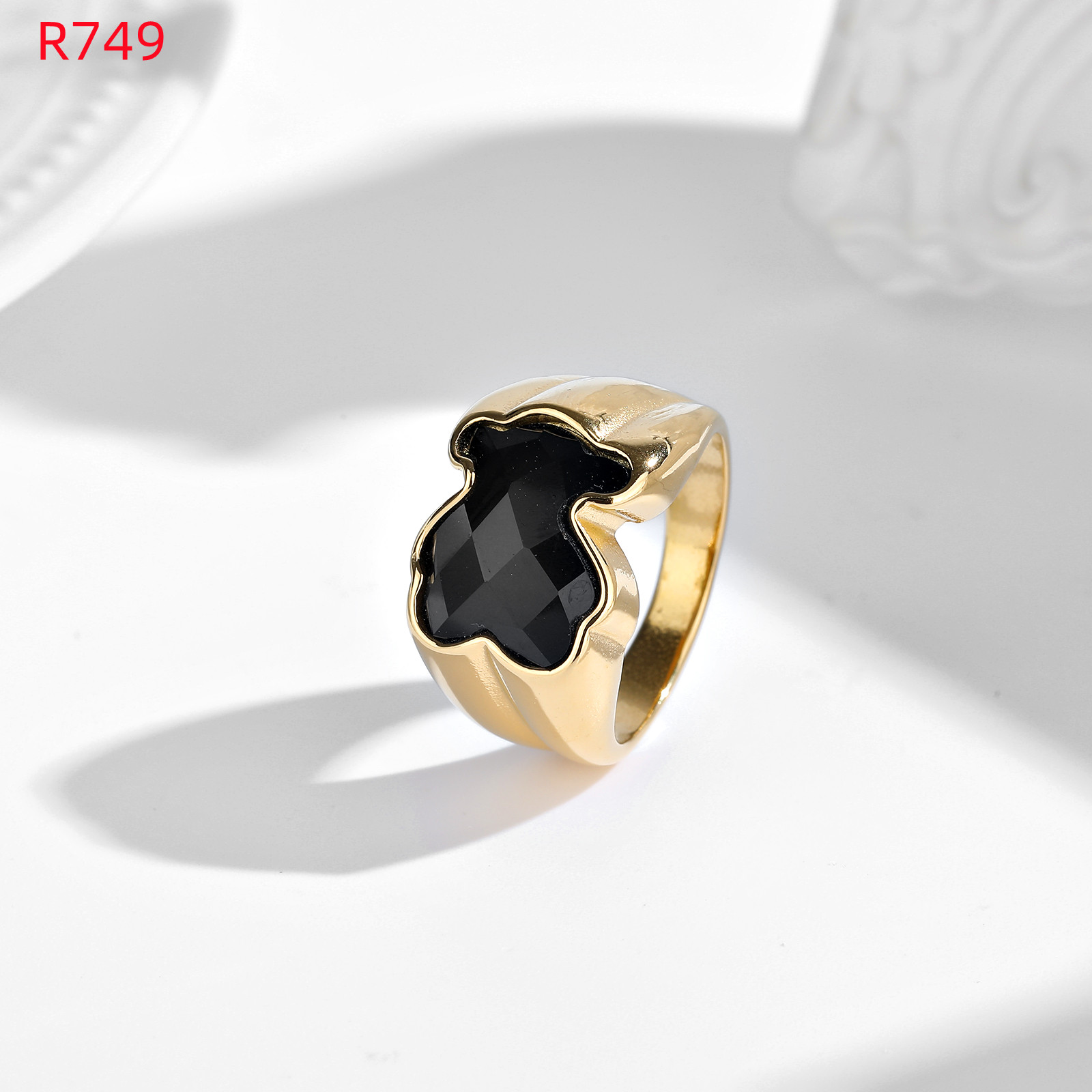 Hot Fashion Women Men Animal Letter Bear Rings Stainless Steel Silver Gold Black Glass Wire Circle Jewelry A Gift