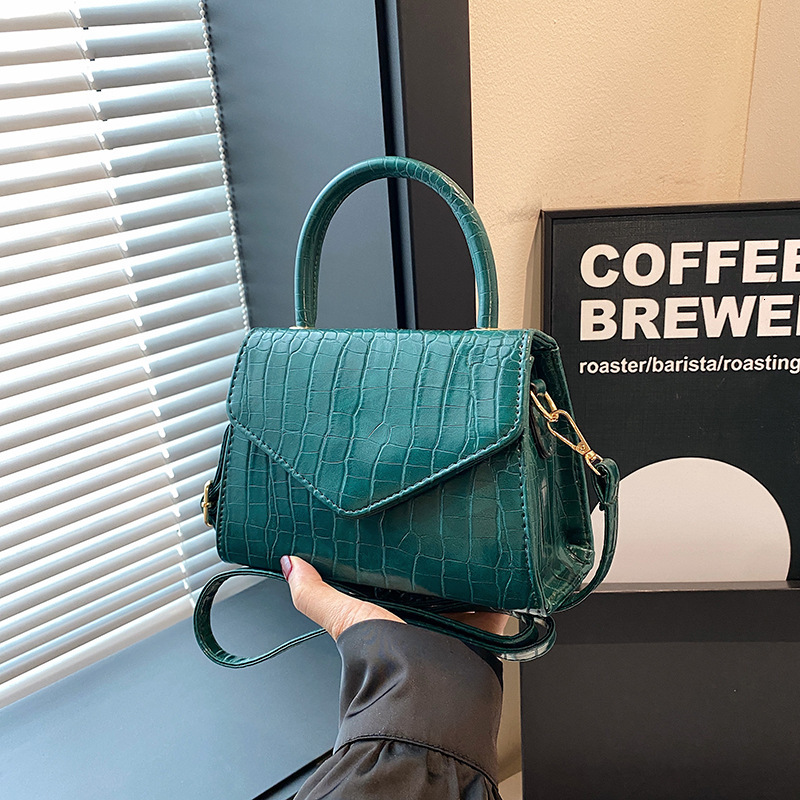 Laser Stylish Women s 2025 New Designer Fashion Niche Handheld Small Square Bag Temperament Multifunctional Wallet Single Shoulder High quality Crocod