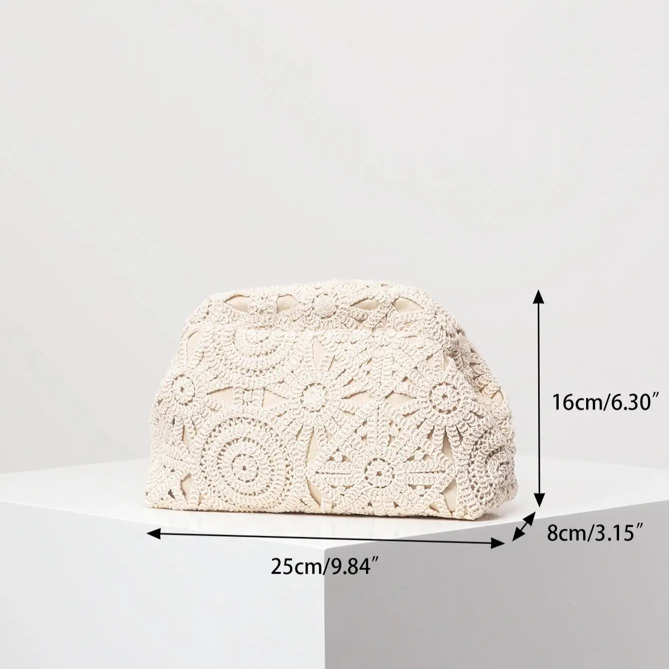 Pattern hollow woven bagsimple clutch bagbohemian clip bagholiday casual straw pursebeach bagrandom pattern 250227