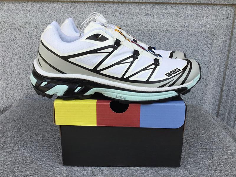 Fashion trend hollow breathable sports shoes comfortable wear-resistant couple running shoes lightweight sports shoes