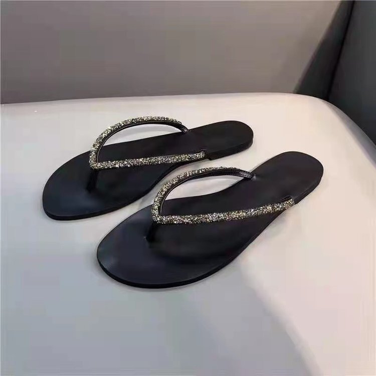 2025 Summer New Fashion Designer Women s Sandals Water Diamond Flip Flops Flat Toe High Quality Slippers Beach Sandals