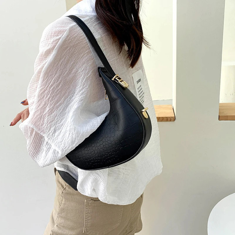 n PU Leather Shoulder Hobo Bag Women Small Clutch Handbag Purse Female Underarm Fashion Travel Shopper 250227