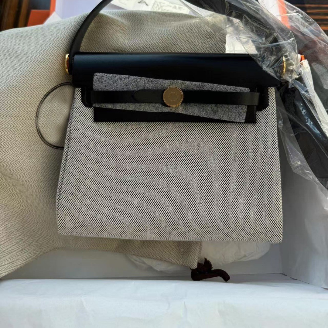 2025 Spring And Summer New Handmade Luxury Mini Handbag Canvas Cowhide Splicing Designer Bag Original Crossbody Bag Fashion Single Shoulder Women S Ba