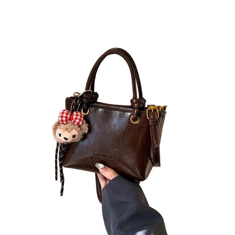 2025 New Oil Wax High Quality Leather Fashion Designer Trendy Women's Multi Functional Small Square Large Capacity Lightweight Handheld Bag Walle