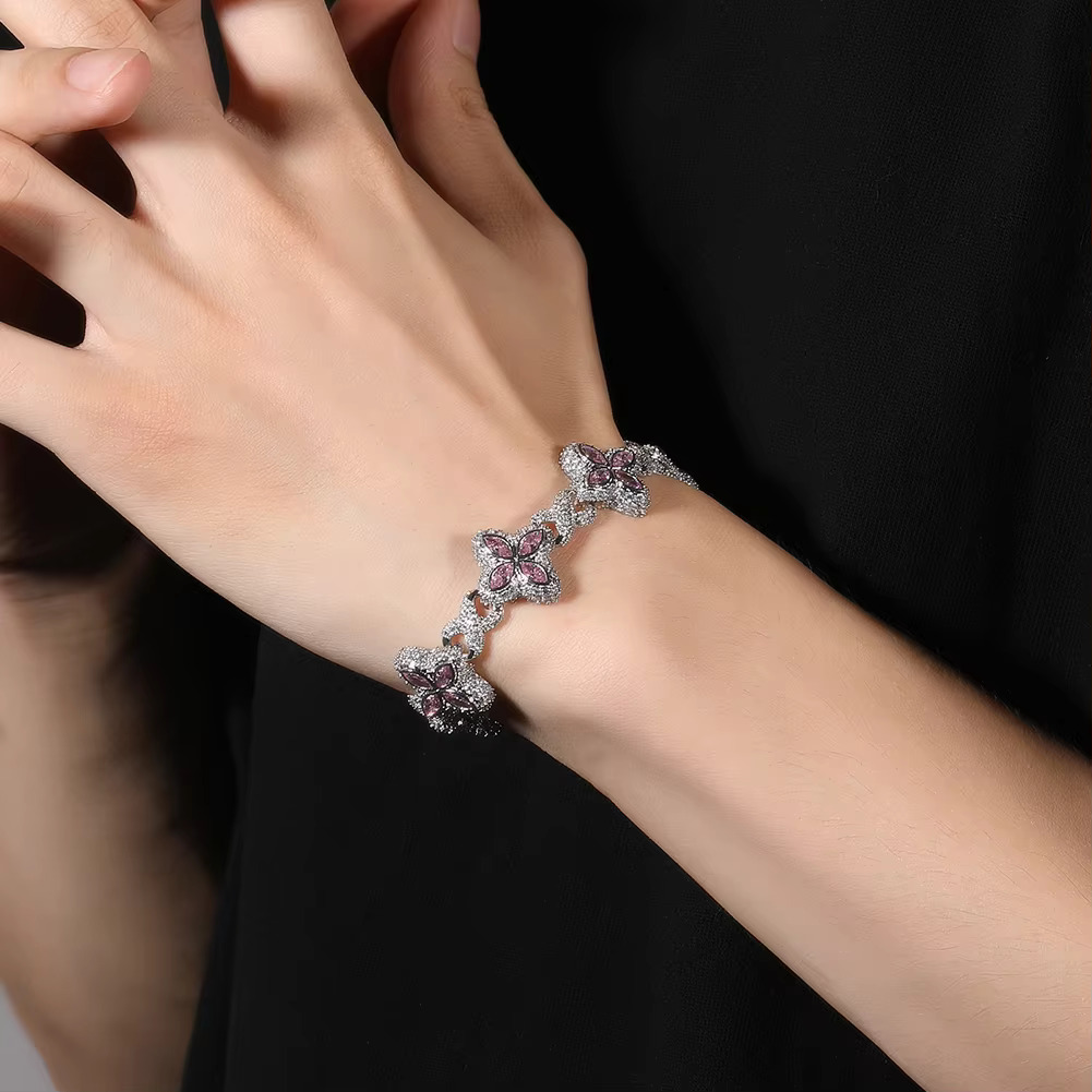 UWIN New Arrival Hip Hop Pink CZ Clover Bracelet CZ Iced Out Flower Diamond with Infinite Chain Bracelet for Men Women