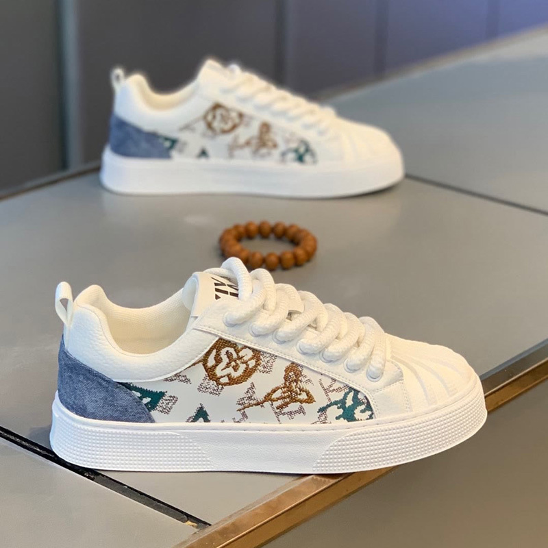 2025 Trendy Men's Shell-Toe White Skate Shoes Chunky Sole Cushioned Comfort Streetwear Retro Style