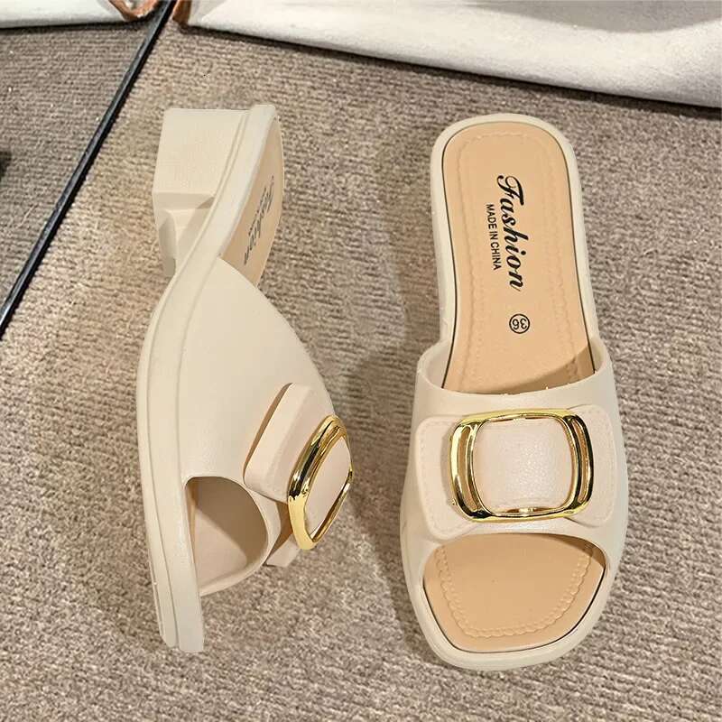 2025 Women s Sandals Designer Fashion New Multi Functional Summer Women s Anti Slip Multi Functional Outdoor Leisure Thick Soft Soled Slippers One Lin