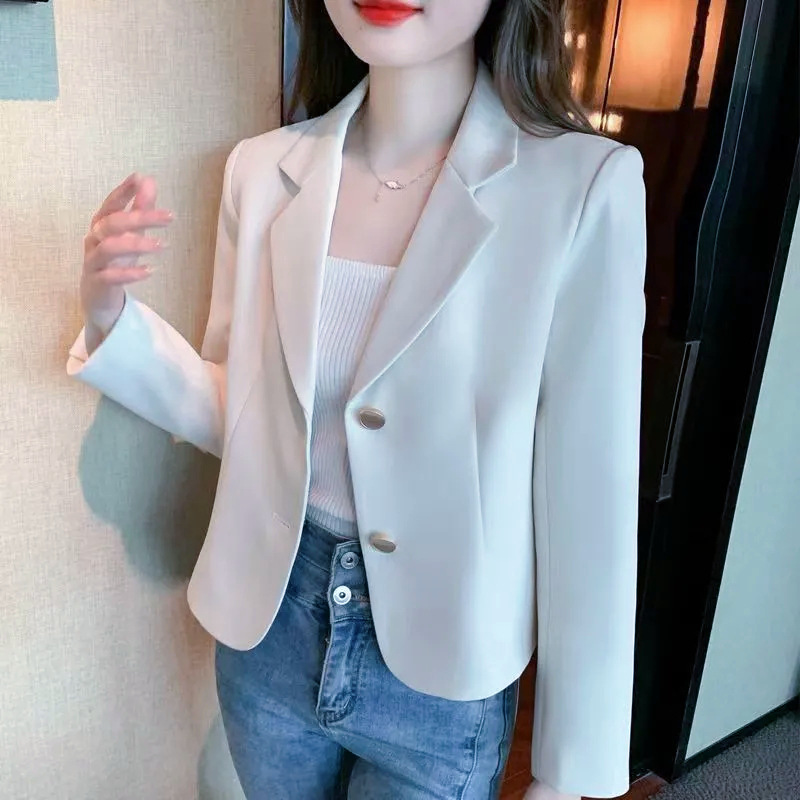 P38Stylish Short Suit Jacket for Petite Women - Perfect for Spring and Autumn Seasons