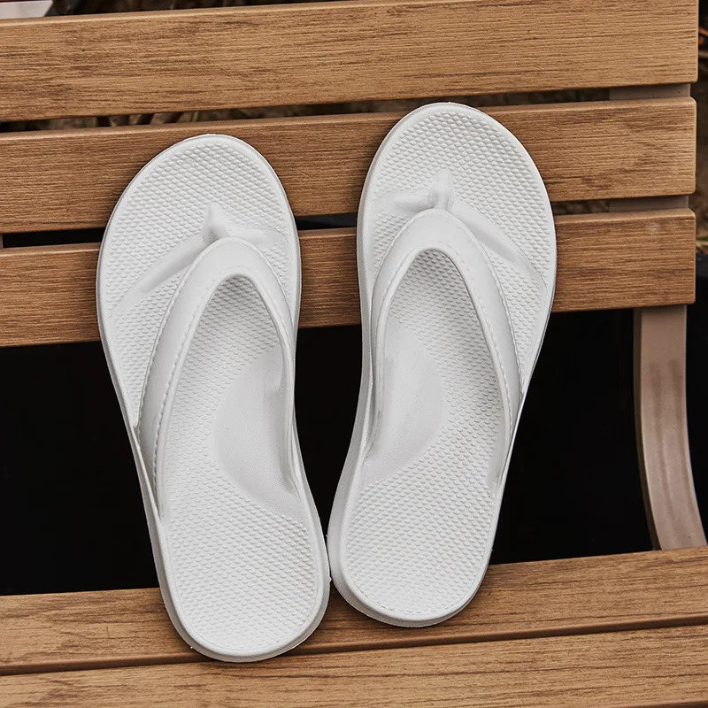 Summer Cool Womens Flip Flops Super Lightweight Outdoor Soft-soled Non-slip Casual Womens slippers Couple EVA Flat Sandals 250305