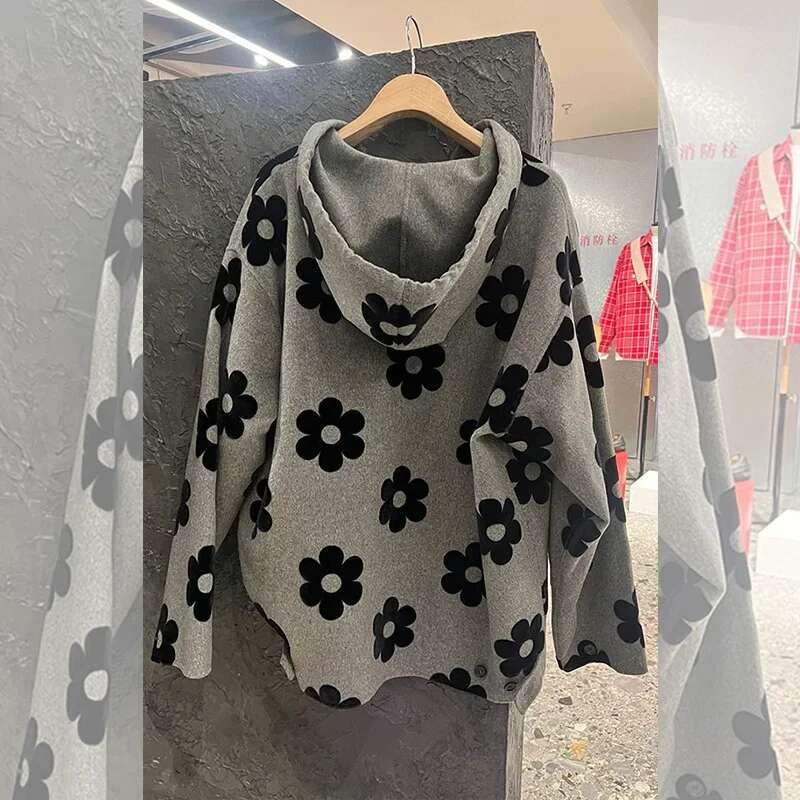 Grey High-Grade Printed Loose Hooded Sweater For Women In Autumn And Winter Joker New V-Neck Design Temperament Casual Top