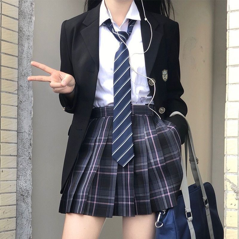 B38 Autumn-Spring Seasonal College Fashion Suit Jacket with Classic Japanese Touch