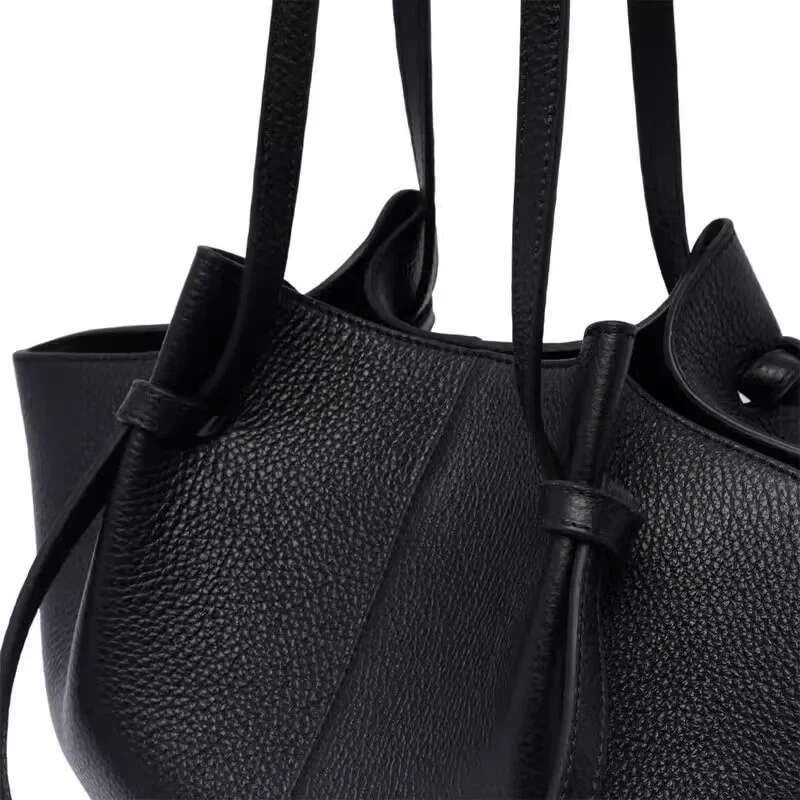 Free Shipping Designer Handbags: Women's Large Capacity Tote - Winged Design, Leather Single Hot Shoulder Fashionable Armpit Bag Designer Bag Lux