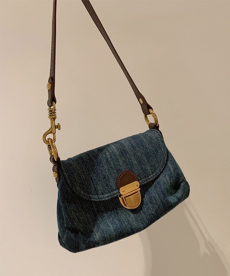 Retro Denim Shoulder Bag New High-end Texture Niche Design Commuting Shoulder Bag Underarm Mini Long Stick Bag Versatile And Fashionable Women's 