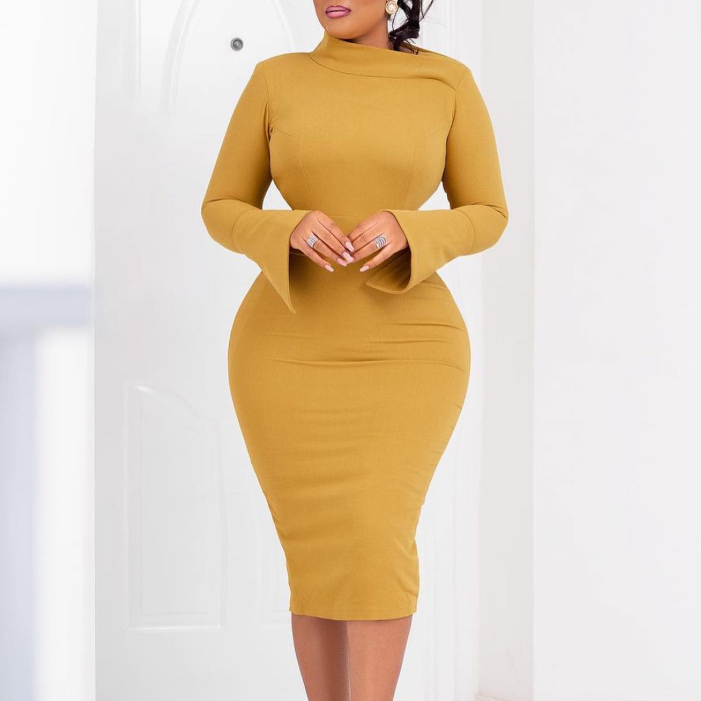 (181) Autumn and winter new long-sleeved hip-wrapped large-size oblique collar solid color large-size women's dress