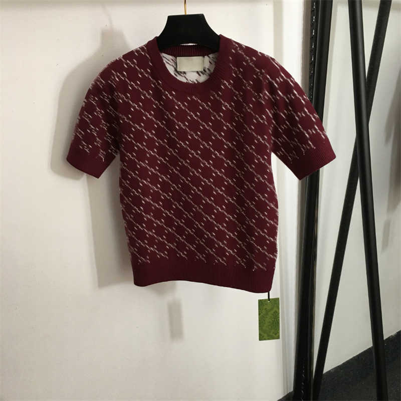 Brand Women Designer Clothing Knit T Shirt Summer New Presbyterian F Letter Jacquard Slim Short Sleeve Tshirt Crew Neck Breathable Fashion Casual Tops Tshirts