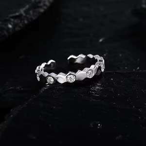 S Solid Sier Necklace Earrings Rings Set Fashionable Honeycomb Moissanite Jewelry With Pearl Main Material