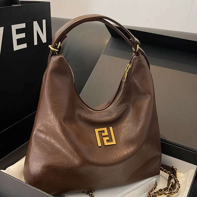 Women trend s Large Capacity Bag Designer leisure Women s Handbag New PU Multi functional Chain sequin Shoulder Bag Trendy Bag