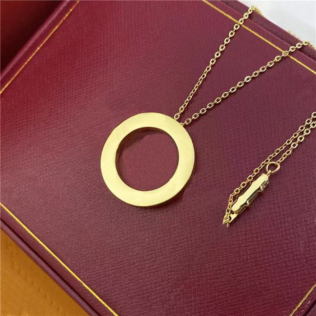 Classic designer Necklace women's pendant necklaces fashion stainless steel necklace Classic fashion pendant necklace man's Valentine's day gifts for woman