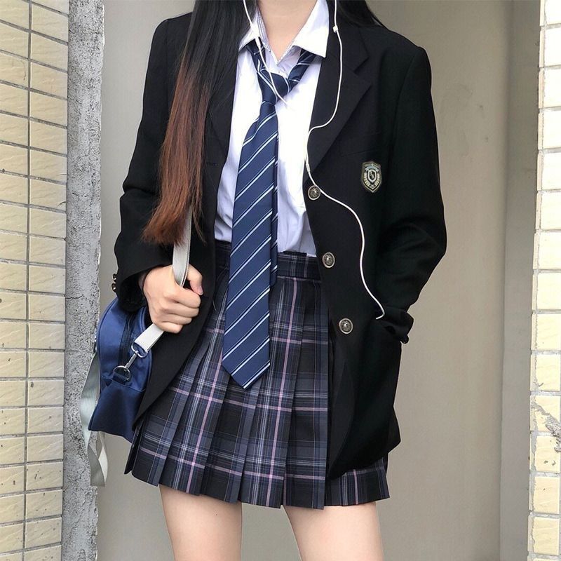 B38 Autumn-Spring Seasonal College Fashion Suit Jacket with Classic Japanese Touch