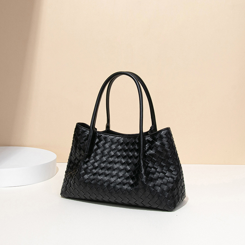 Bag For Women 2025 New Handmade Black Woven High-End Commuting, Large Capacity Mother And Child Bucket Bag, Tote Bag