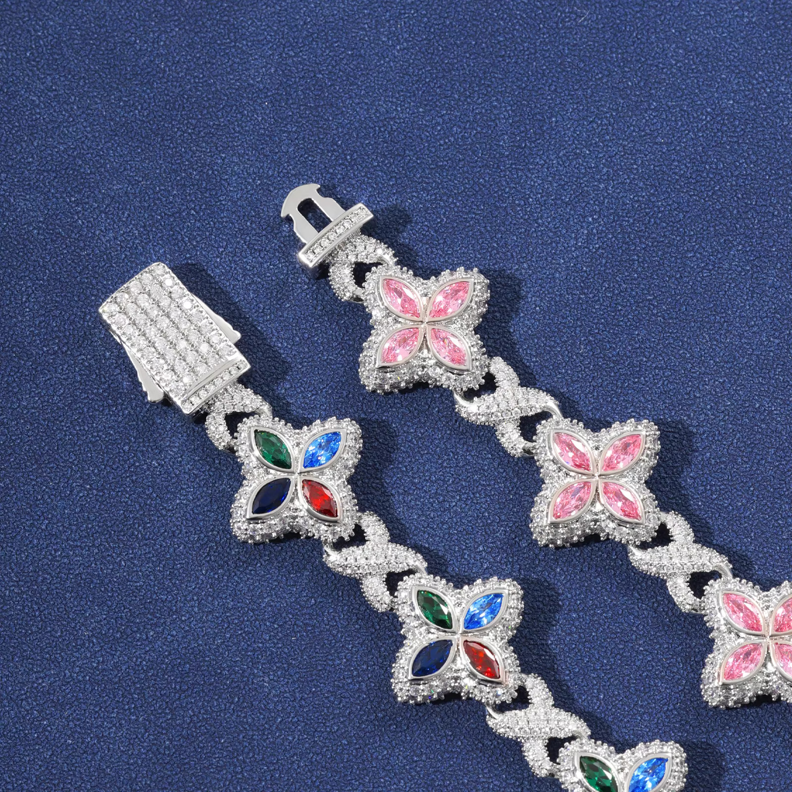New Design Hip Hop Pink White Colorful CZ Clover Bracelet Necklace Brass Iced Out Flower 5A Zircon Diamond Cuban Chain