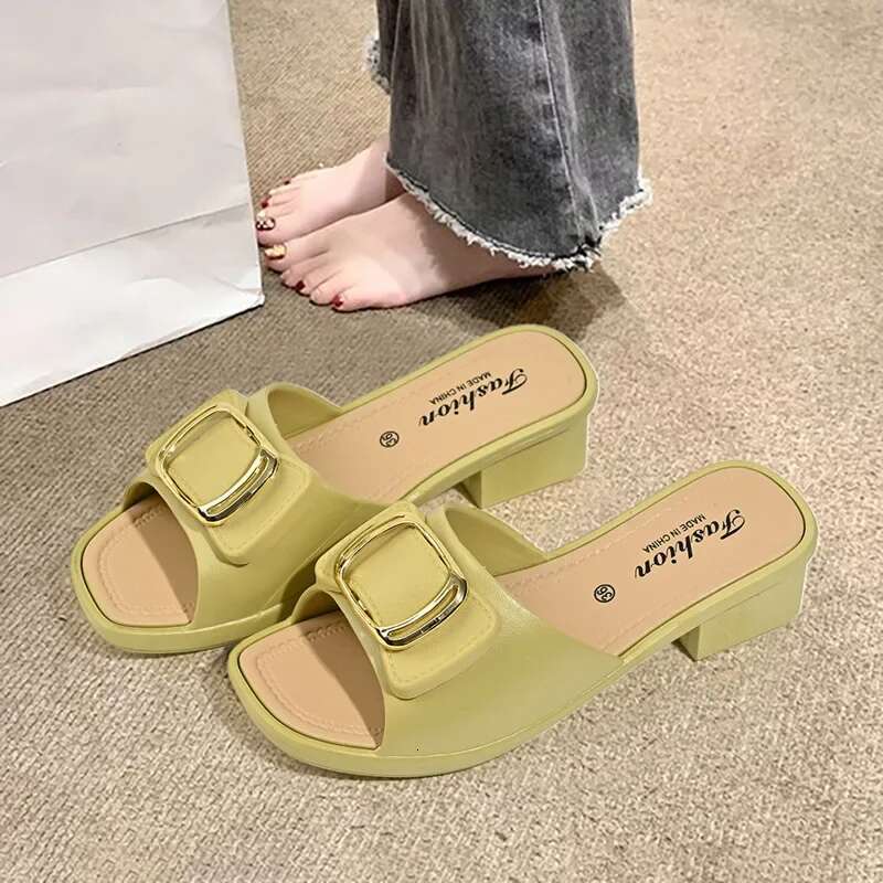 2025 Women s Sandals Designer Fashion New Multi Functional Summer Women s Anti Slip Multi Functional Outdoor Leisure Thick Soft Soled Slippers One Lin